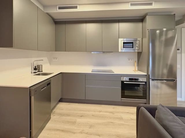 1 Zimmer Wohnung zu vermieten in Vilapicina i La Torre Llobeta, Barcelona Stadt mit Garage - 1.216 € (Ref: 10057671)