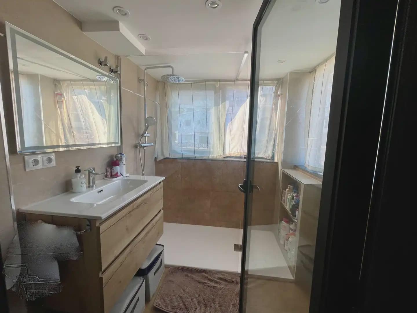 Chalet de 6 habitaciones en Sant Boi de Llobregat en venta con piscina garaje - 625.000 € (Ref: 10057672)