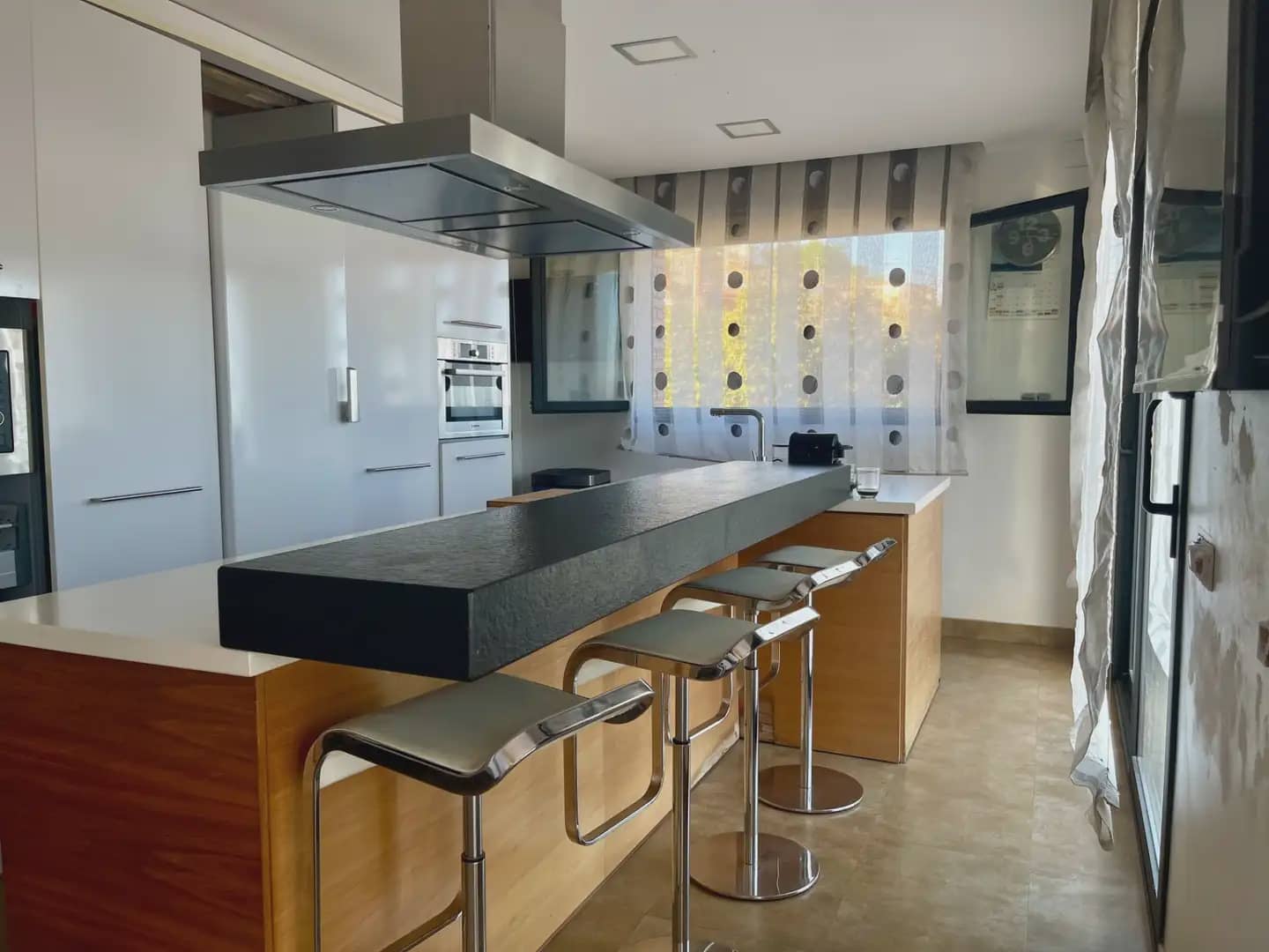 Chalet de 6 habitaciones en Sant Boi de Llobregat en venta con piscina garaje - 625.000 € (Ref: 10057672)