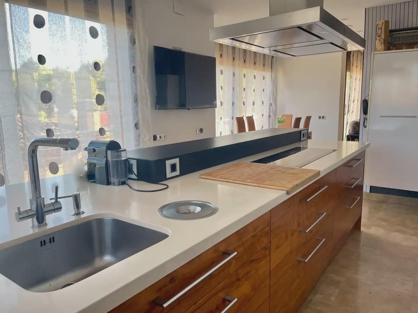 Chalet de 6 habitaciones en Sant Boi de Llobregat en venta con piscina garaje - 625.000 € (Ref: 10057672)