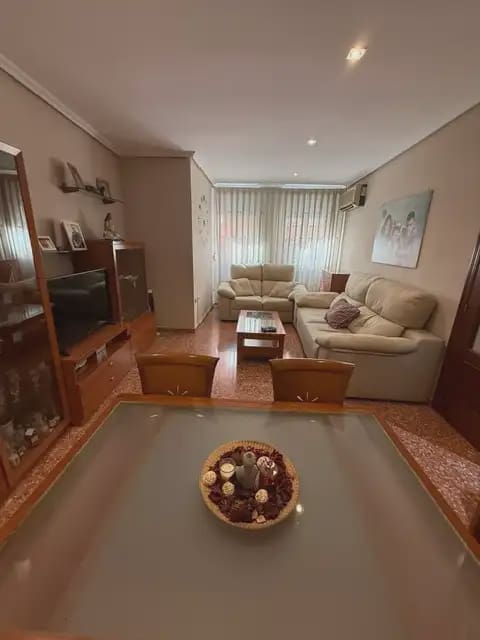 Piso de 4 habitaciones en Torrent en venta con garaje - 320.000 € (Ref: 10062678)
