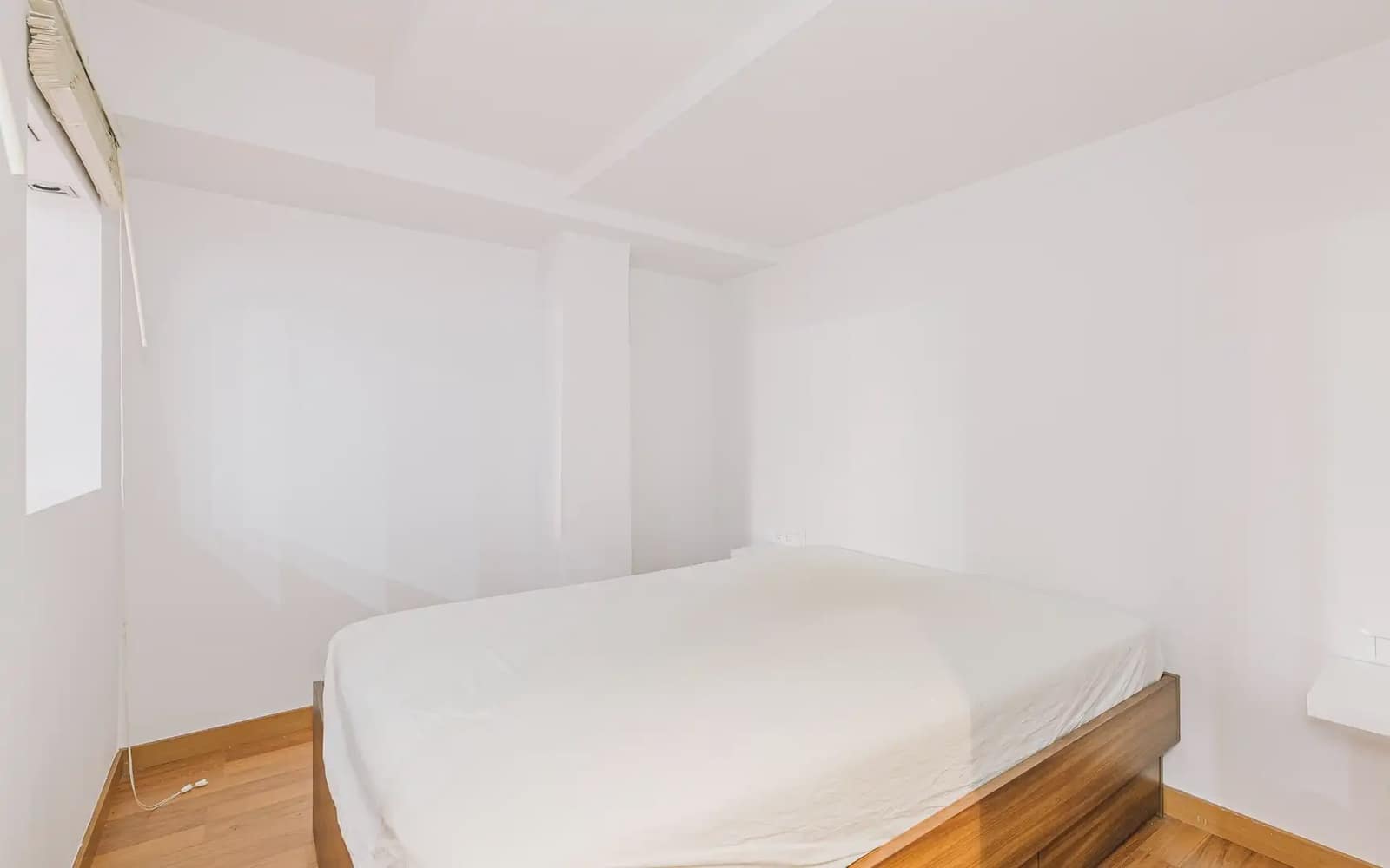 Kaupallinen myytävänä paikassa Barcelona kaupunki - 195 000 € (Ref: 10062908)