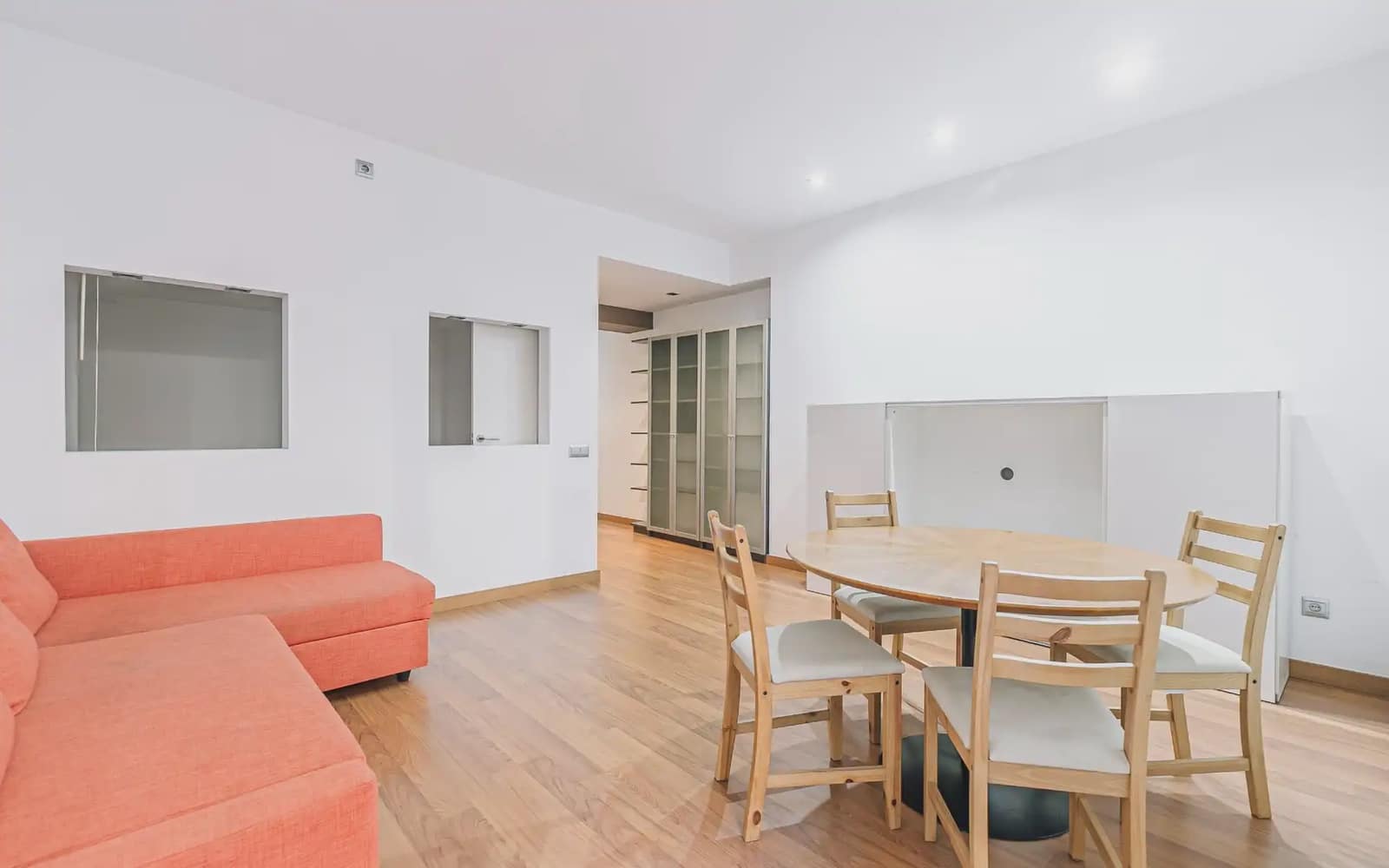 Kaupallinen myytävänä paikassa Barcelona kaupunki - 195 000 € (Ref: 10062908)