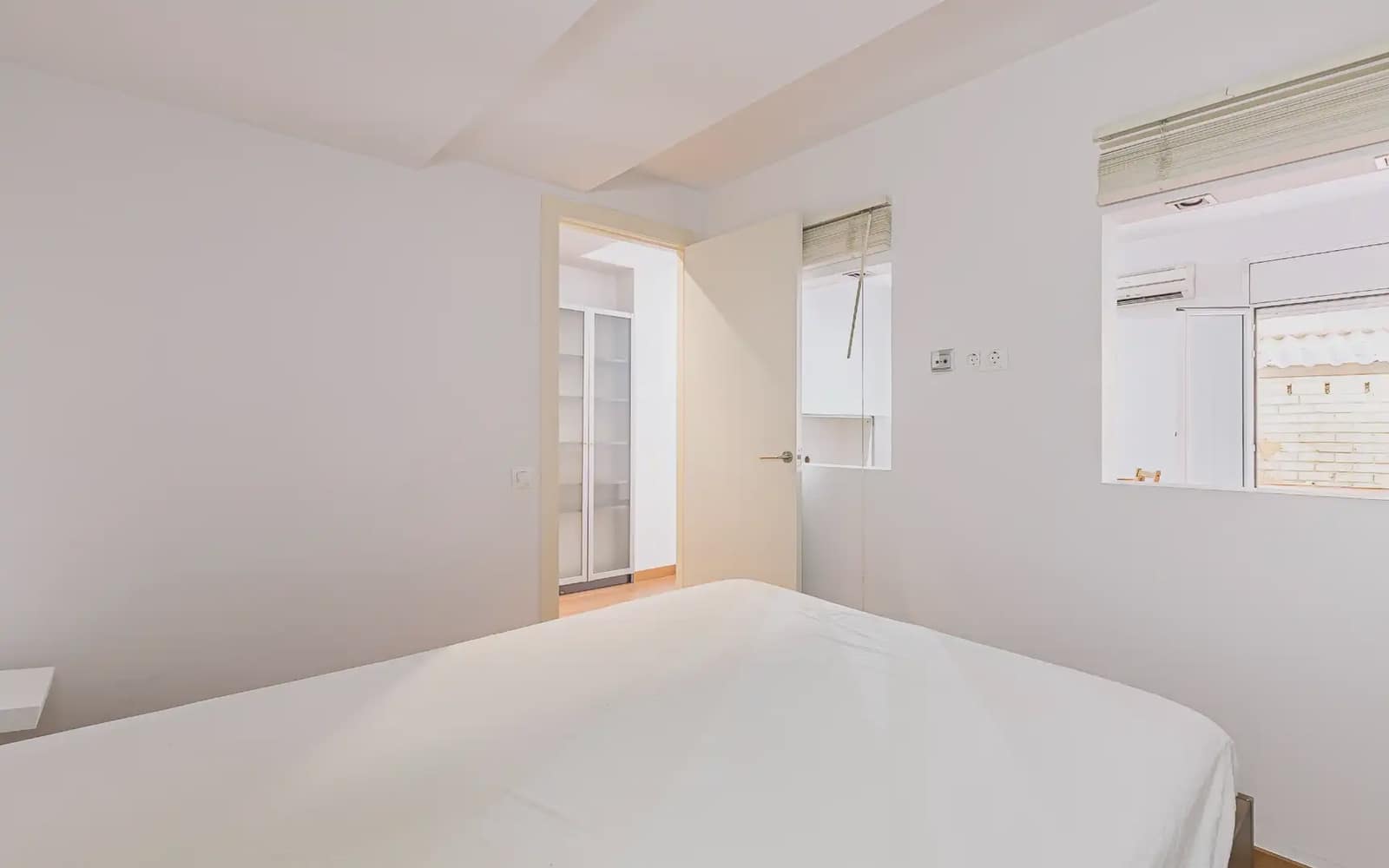 Kaupallinen myytävänä paikassa Barcelona kaupunki - 195 000 € (Ref: 10062908)