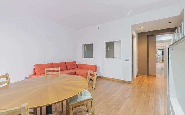 Kaupallinen myytävänä paikassa Sant Gervasi - Galvany, Barcelona kaupunki - 195 000 € (Ref: 10062908)