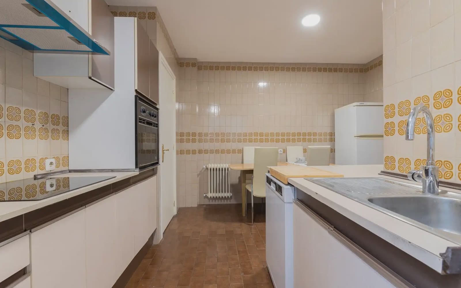 4 soveværelse Lejlighed til leje i Madrid by med garage - € 2.350 (Ref: 10073070)