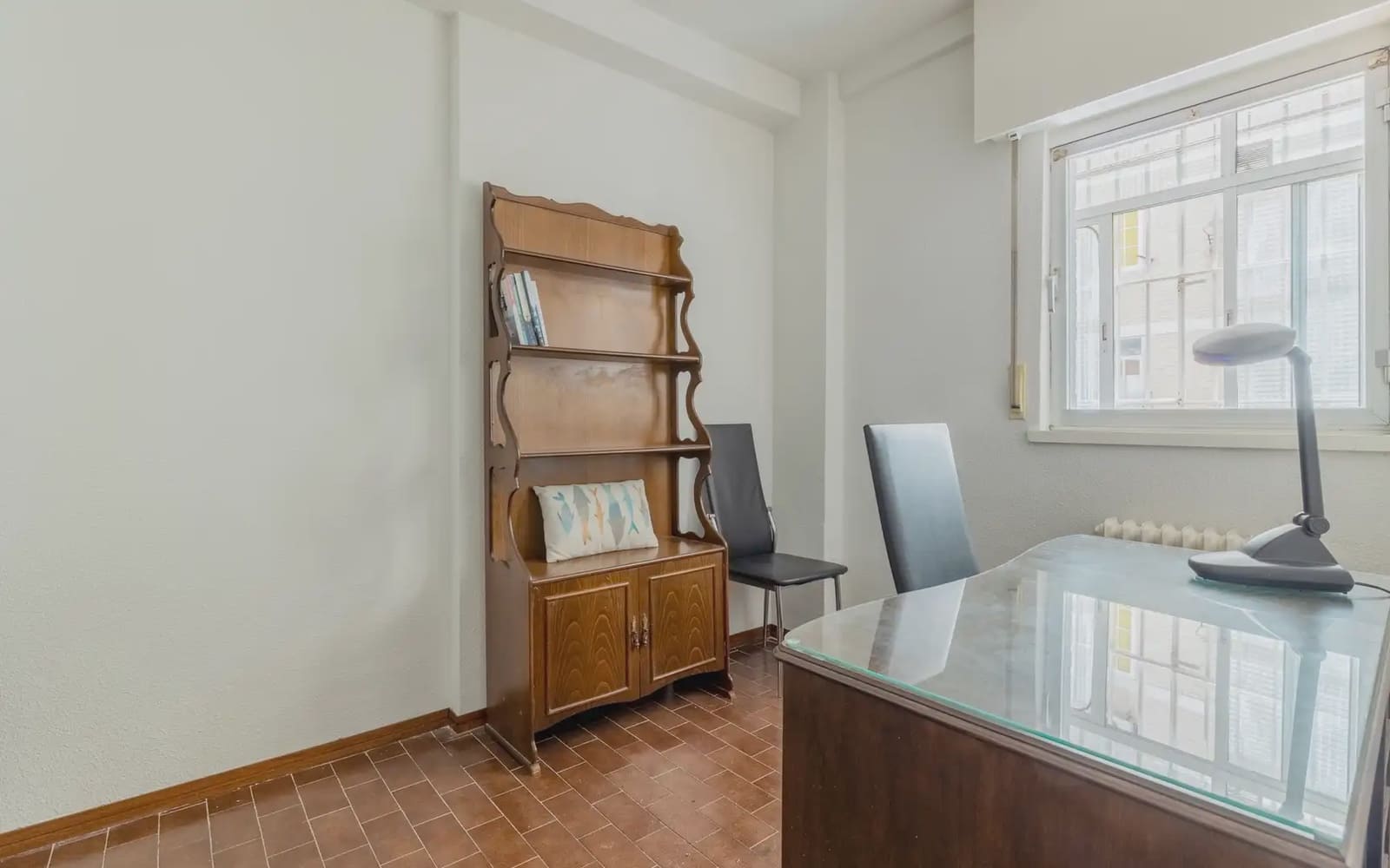 4 soveværelse Lejlighed til leje i Madrid by med garage - € 2.350 (Ref: 10073070)