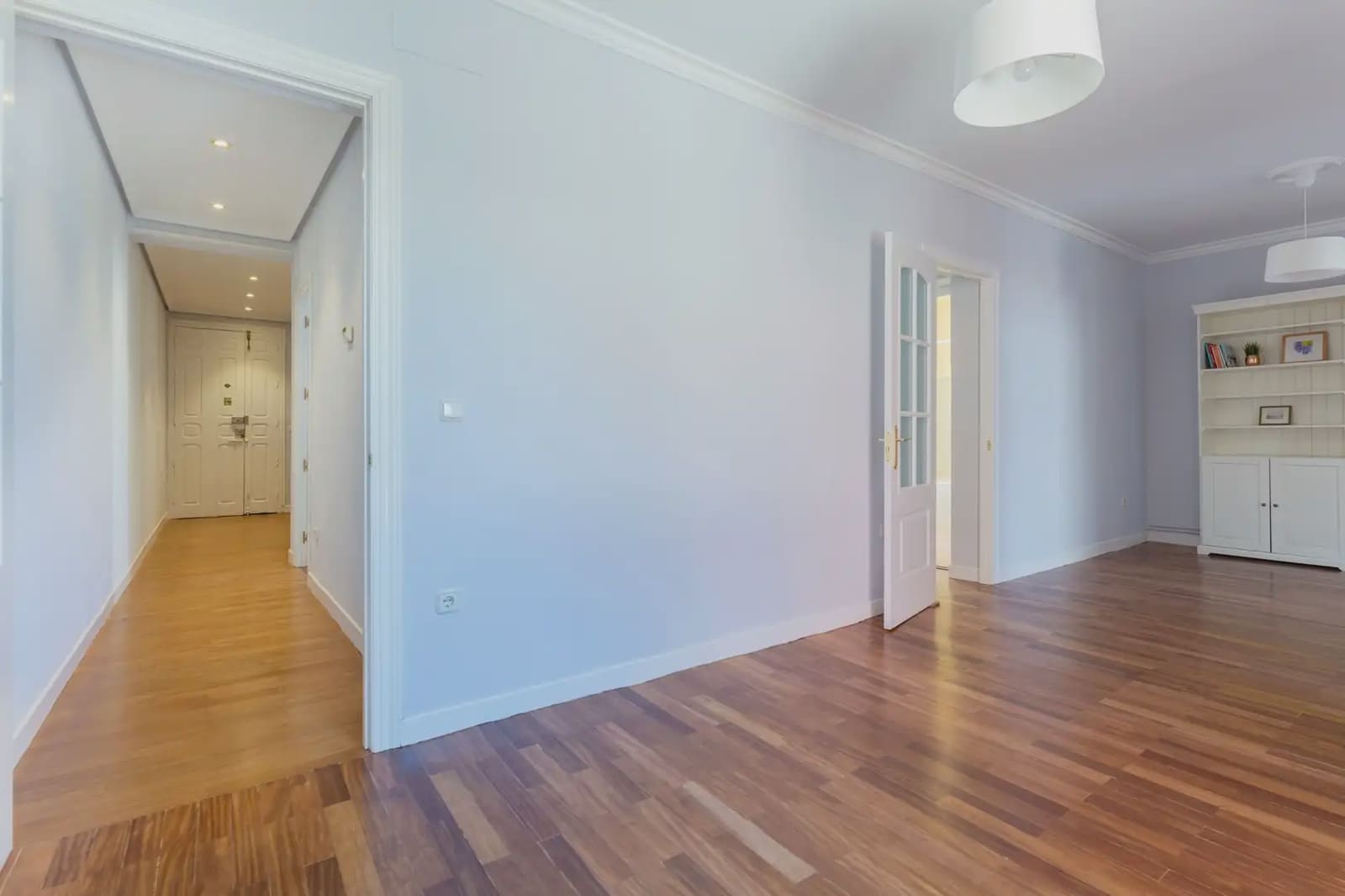 3 quarto Penthouse para arrendar em Madrid cidade - 2 800 € (Ref: 10073071)
