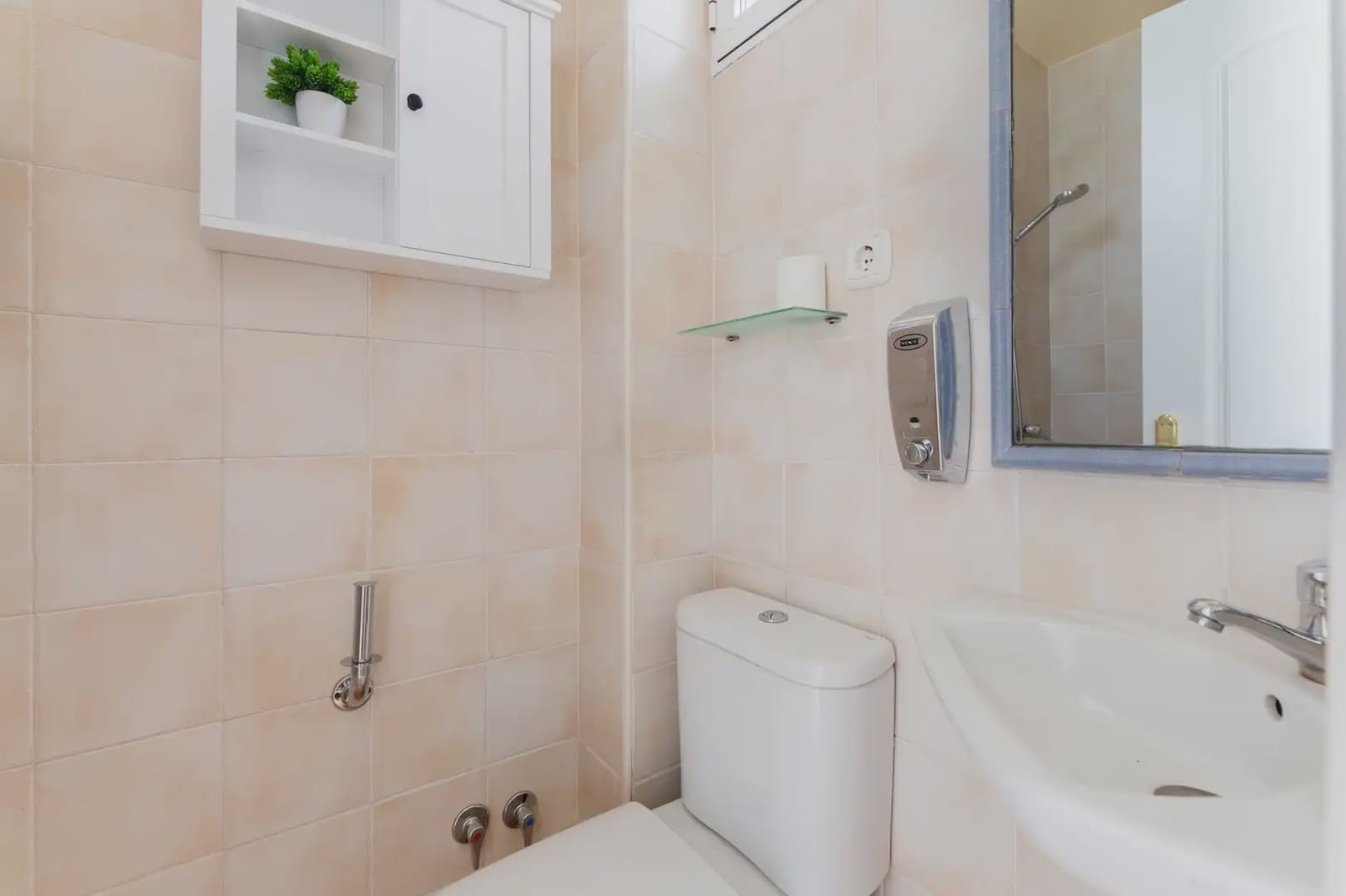 3 quarto Penthouse para arrendar em Madrid cidade - 2 800 € (Ref: 10073071)