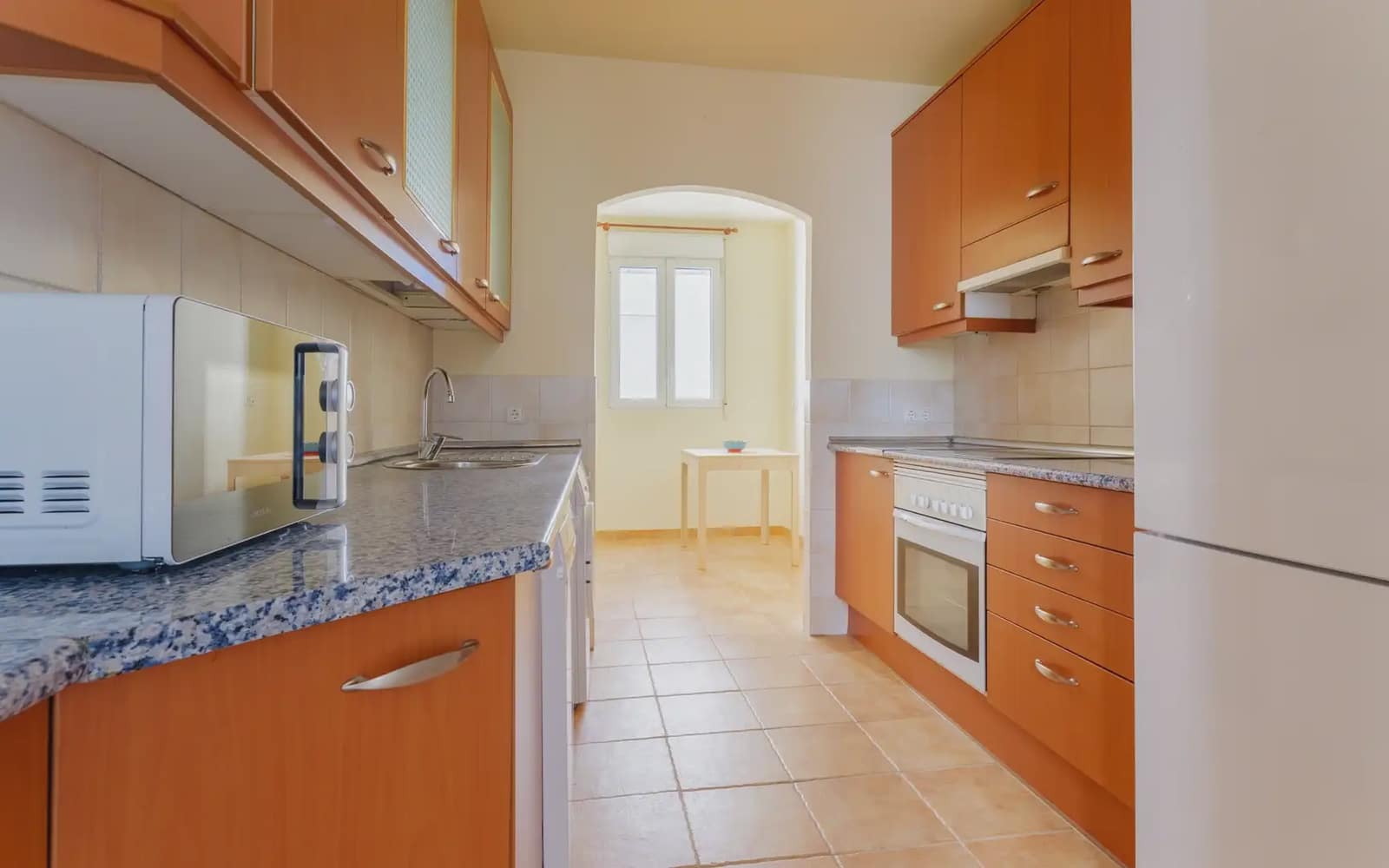 3 bedroom Penthouse for rent in Madrid city - € 2,800 (Ref: 10073071)
