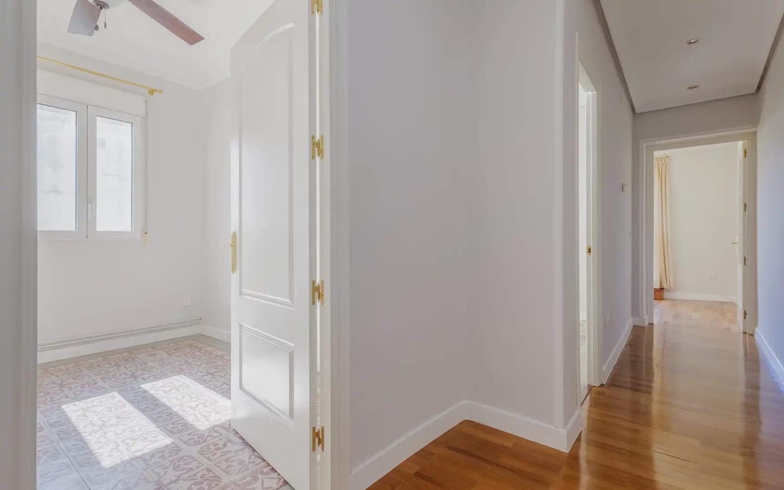 3 bedroom Penthouse for rent in Madrid city - € 2,800 (Ref: 10073071)
