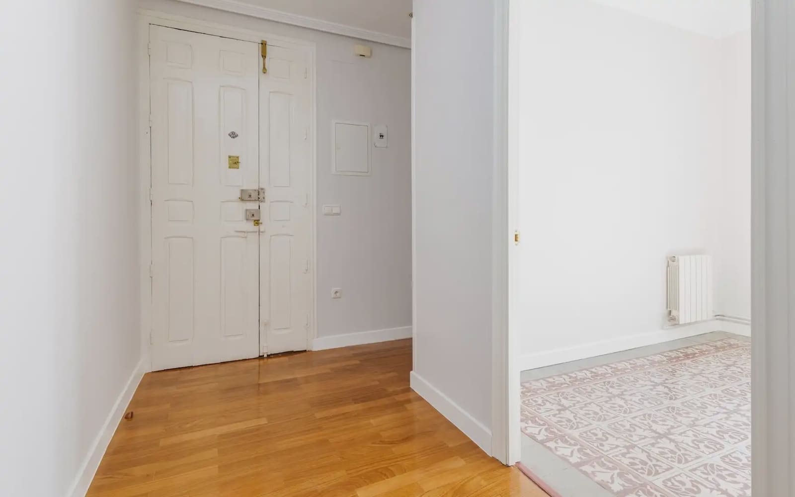 3 bedroom Penthouse for rent in Madrid city - € 2,800 (Ref: 10073071)