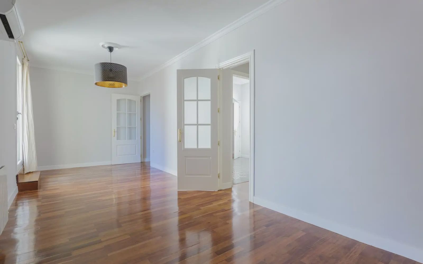 3 bedroom Penthouse for rent in Madrid city - € 2,800 (Ref: 10073071)