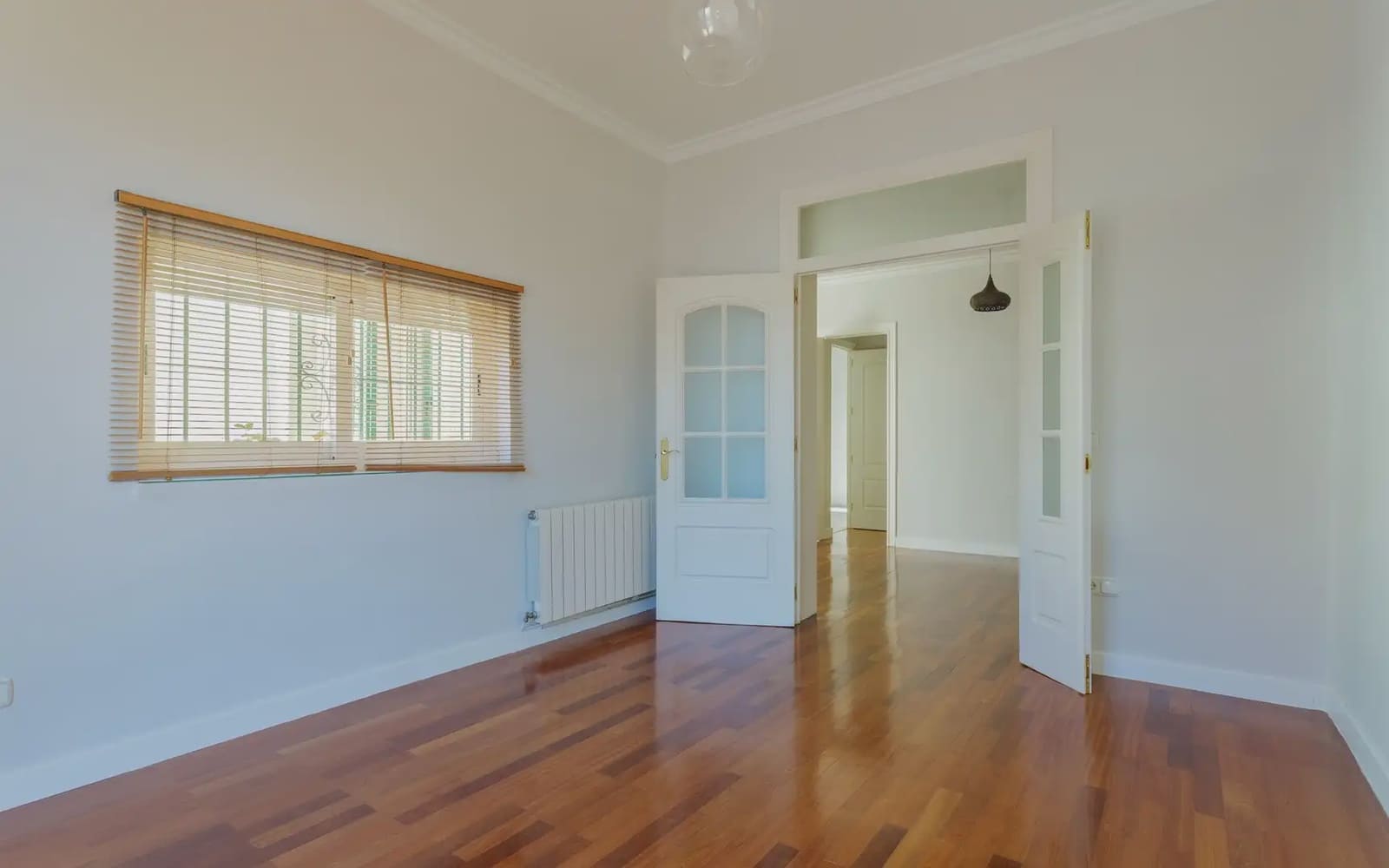3 bedroom Penthouse for rent in Madrid city - € 2,800 (Ref: 10073071)