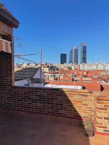 2 quarto Penthouse para arrendar em Almenara, Madrid cidade com garagem - 1 500 € (Ref: 10073072)