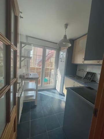 2 quarto Penthouse para arrendar em Almenara, Madrid cidade com garagem - 1 500 € (Ref: 10073072)
