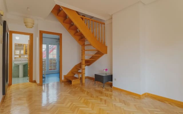 2 soveværelse Penthouse til leje i Almenara, Madrid by med garage - € 1.500 (Ref: 10073072)