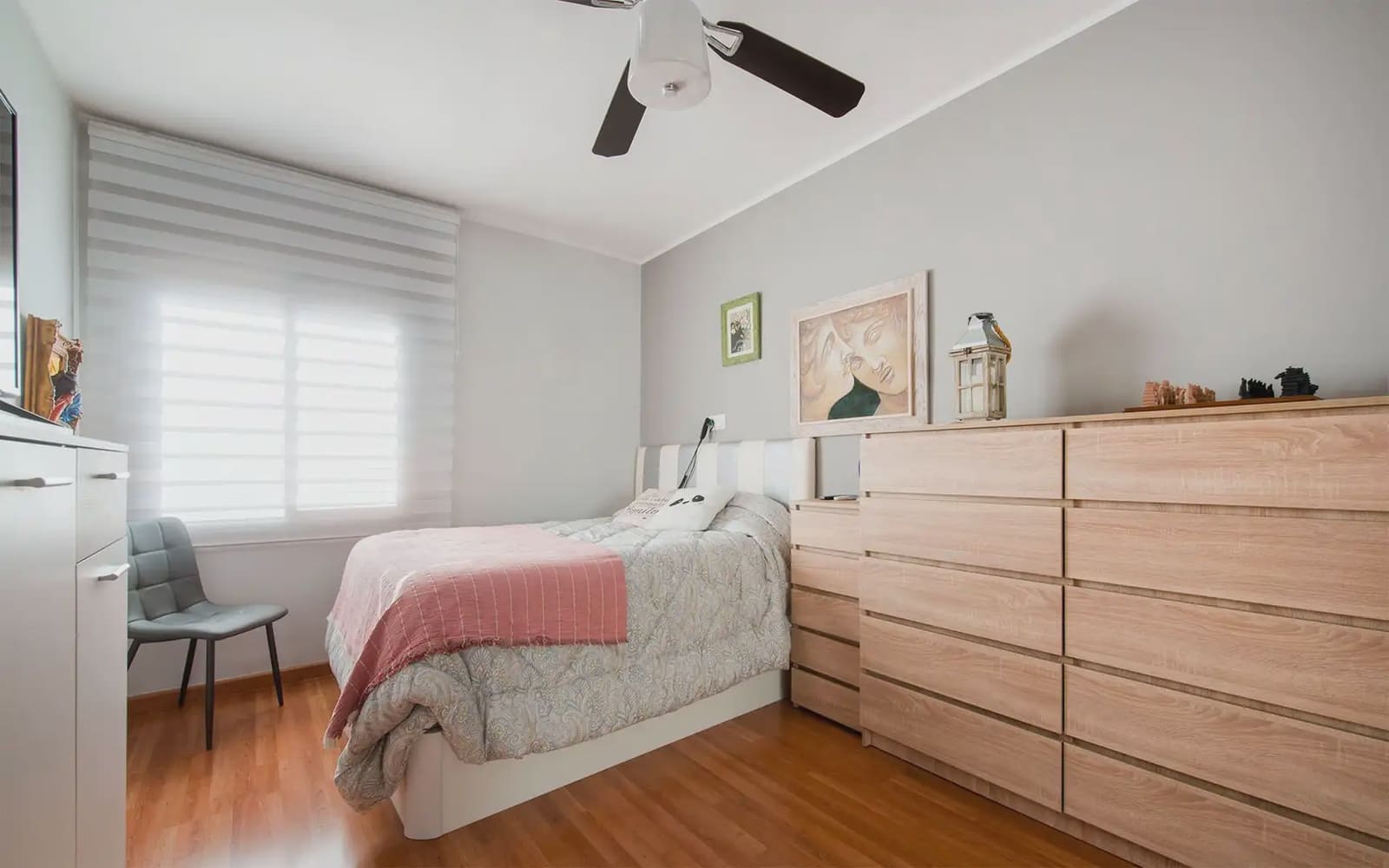 4 soveværelse Lejlighed til salg i Sant Boi de Llobregat - € 310.000 (Ref: 10088424)