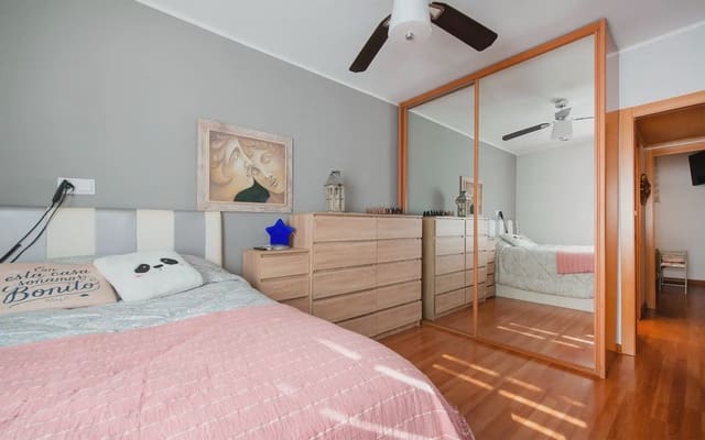 4 soveværelse Lejlighed til salg i Sant Boi de Llobregat - € 310.000 (Ref: 10088424)