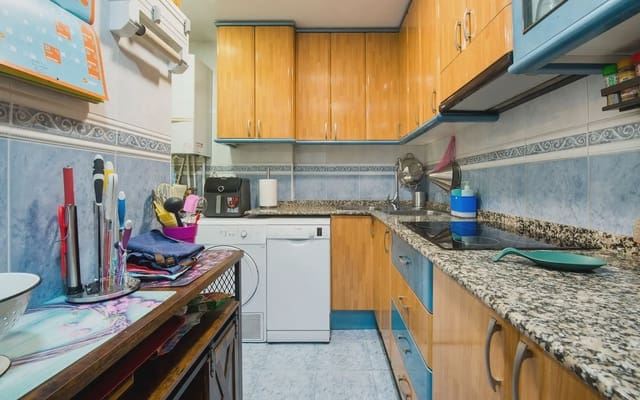 4 soveværelse Lejlighed til salg i Sant Boi de Llobregat - € 310.000 (Ref: 10088424)