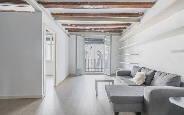 Appartement de 2 chambres à louer à Sant Pere, Santa Caterina i La Ribera, Barcelone ville - 1 368 € (Ref: 10089929)