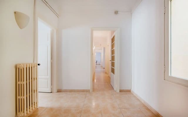 5 quarto Apartamento para arrendar em El Putxet i El Farró, Barcelona cidade - 1 943 € (Ref: 10093840)
