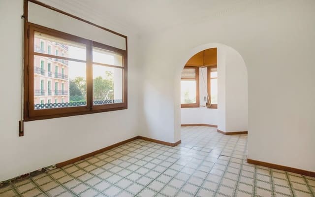 4 quarto Apartamento para venda em La Sagrada Família, Barcelona cidade - 630 000 € (Ref: 10098638)