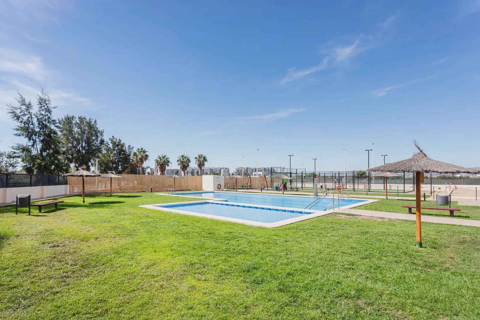 2 bedroom Penthouse for sale in Moncofa with pool garage - € 285,000 (Ref: 10101298)