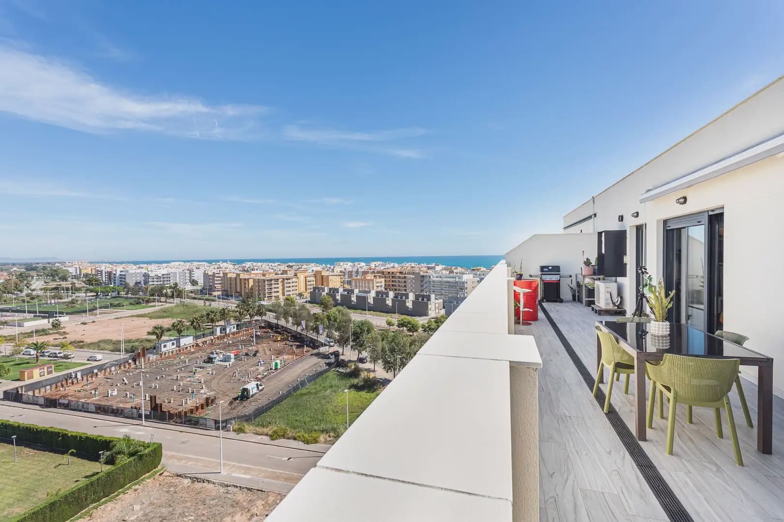 2 bedroom Penthouse for sale in Moncofa with pool garage - € 285,000 (Ref: 10101298)