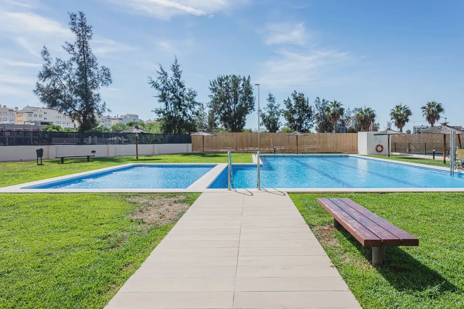 2 bedroom Penthouse for sale in Moncofa with pool garage - € 285,000 (Ref: 10101298)