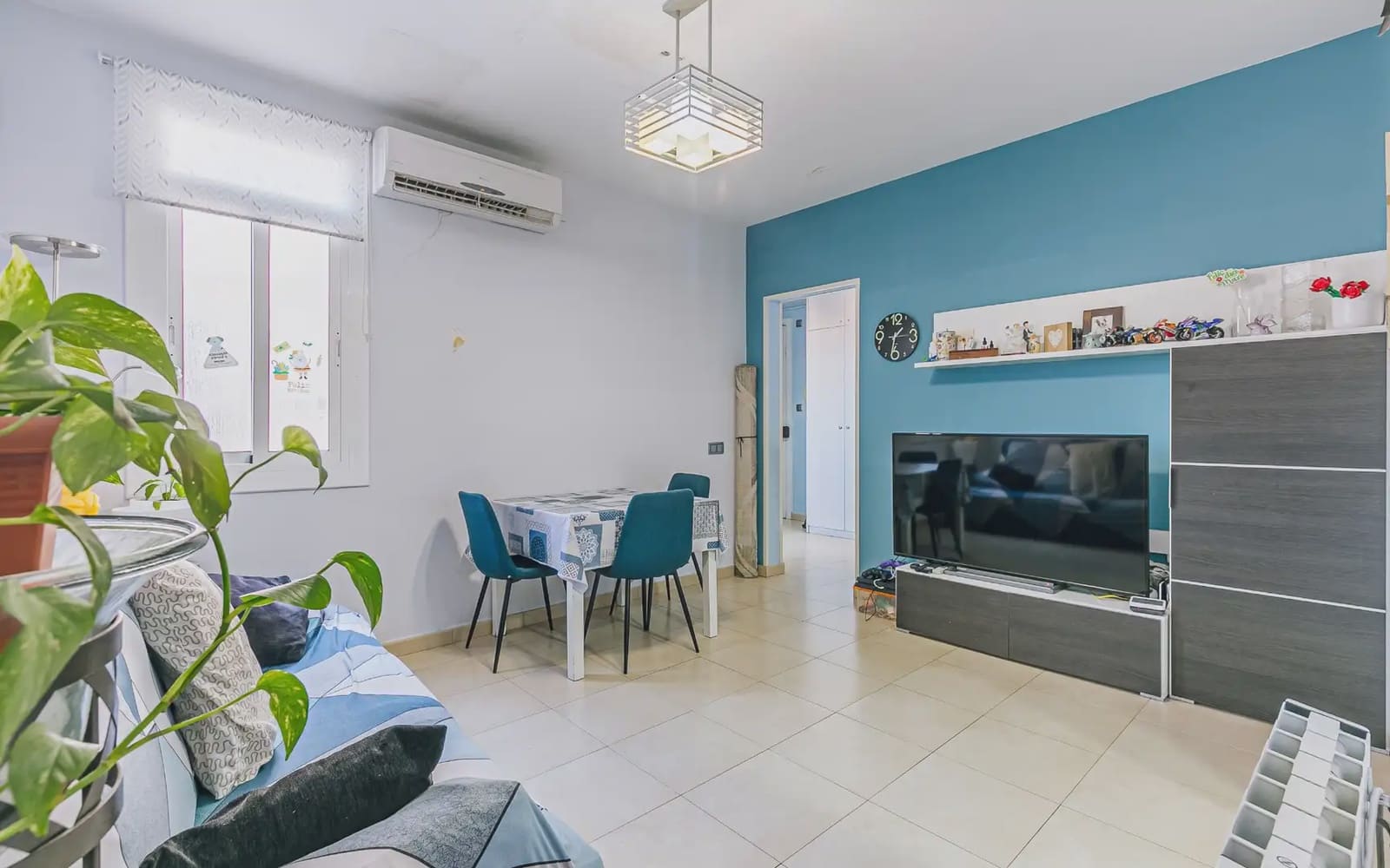 Piso de 3 habitaciones en Barcelona ciudad en venta - 340.000 € (Ref: 10104327)