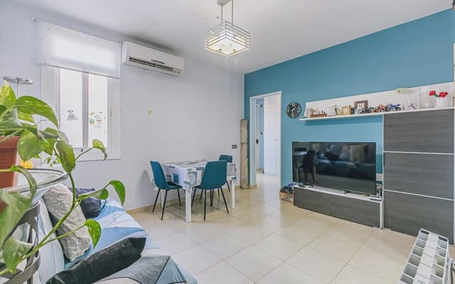 Piso de 3 habitaciones en El Poble Sec, Barcelona ciudad en venta - 340.000 € (Ref: 10104327)
