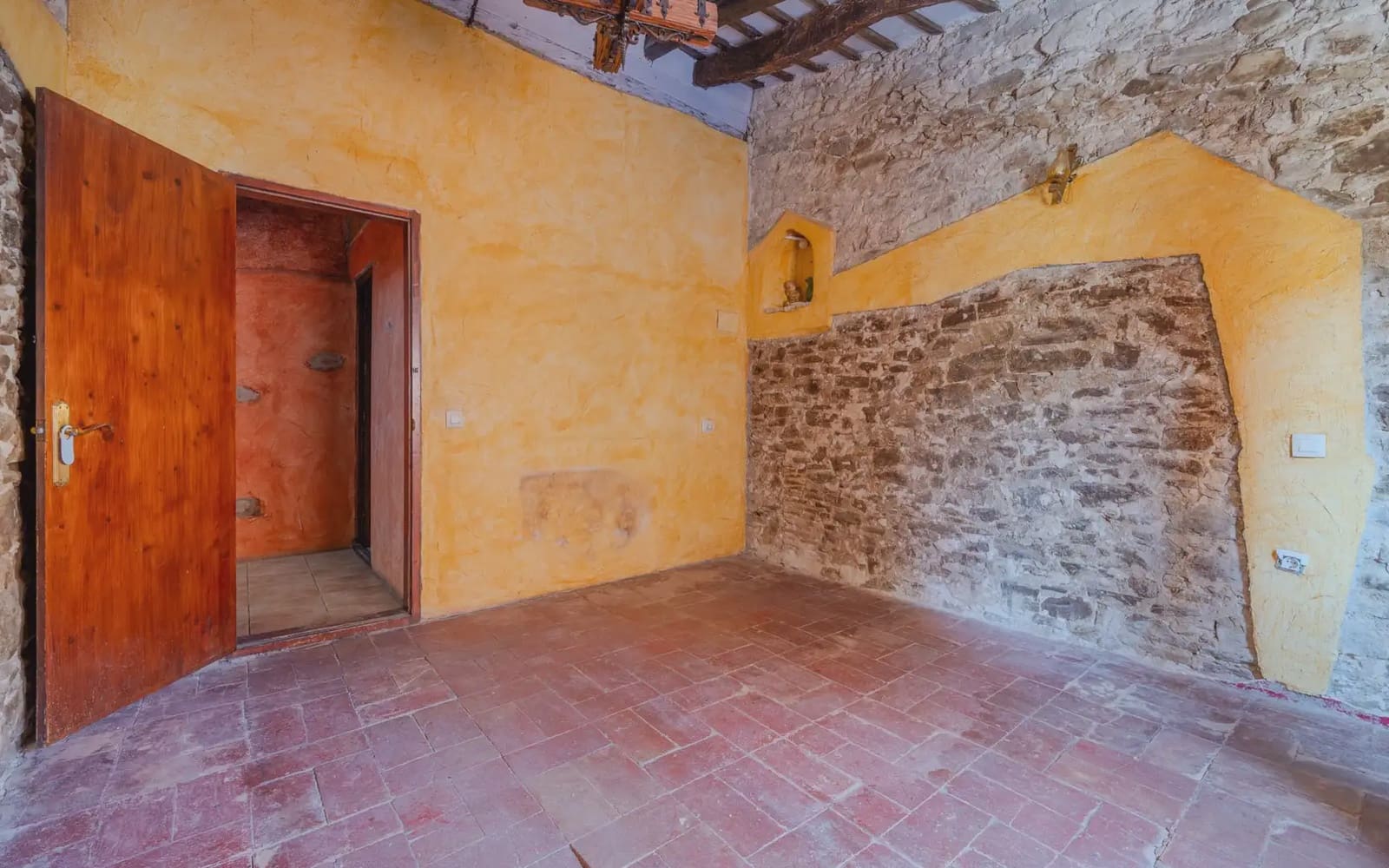 4 bedroom Townhouse for sale in Gualta - € 360,000 (Ref: 10106504)