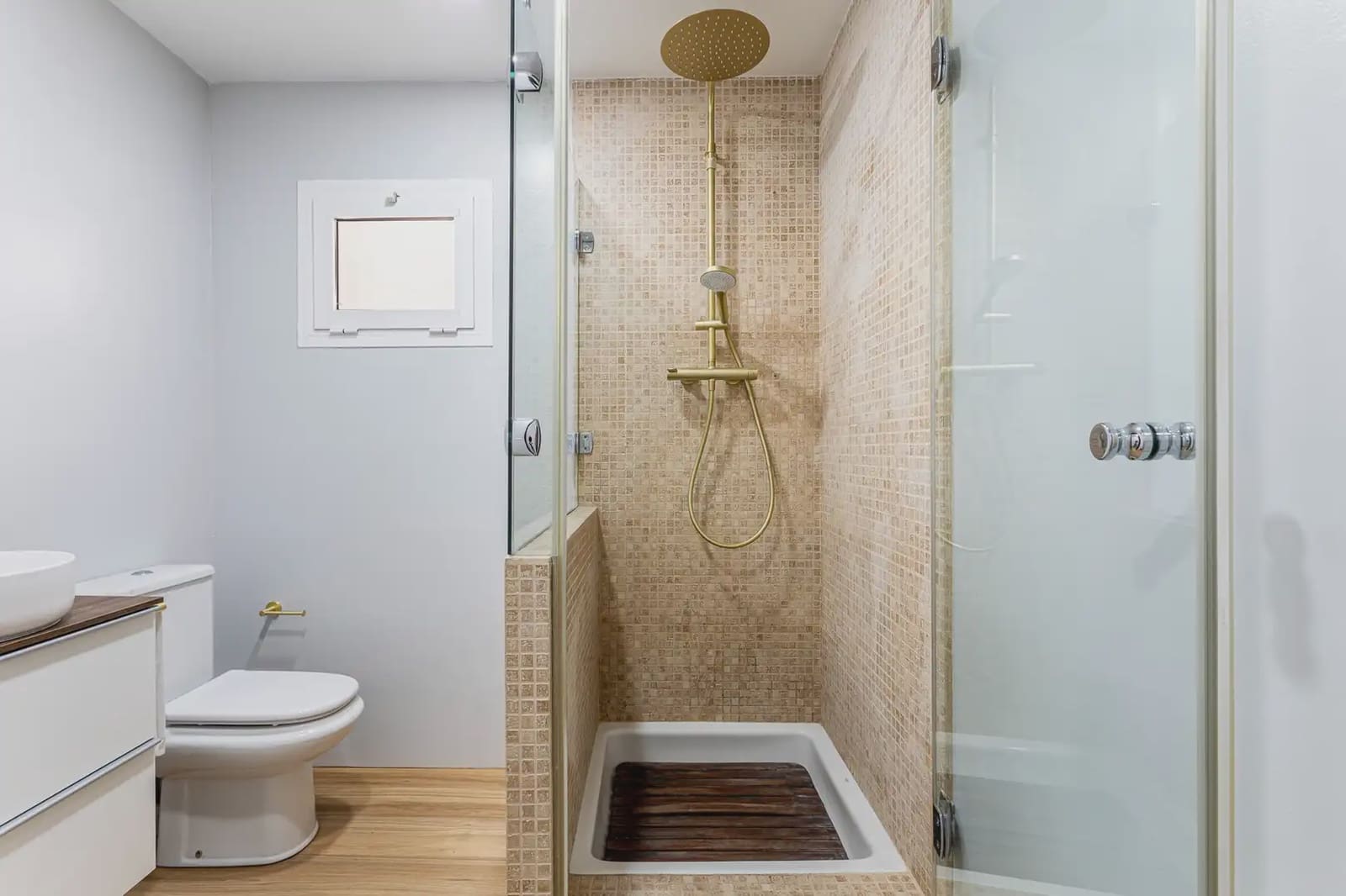 3 bedroom Flat for sale in Valencia city with garage - € 523,000 (Ref: 10120936)