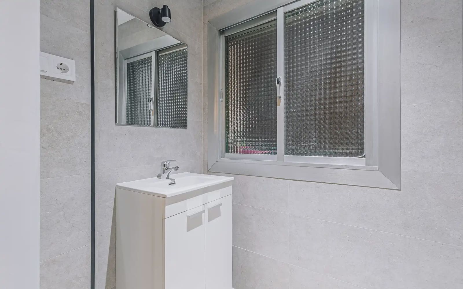 3 slaapkamer Flat te koop in Barcelona stad - € 399.000 (Ref: 10124671)