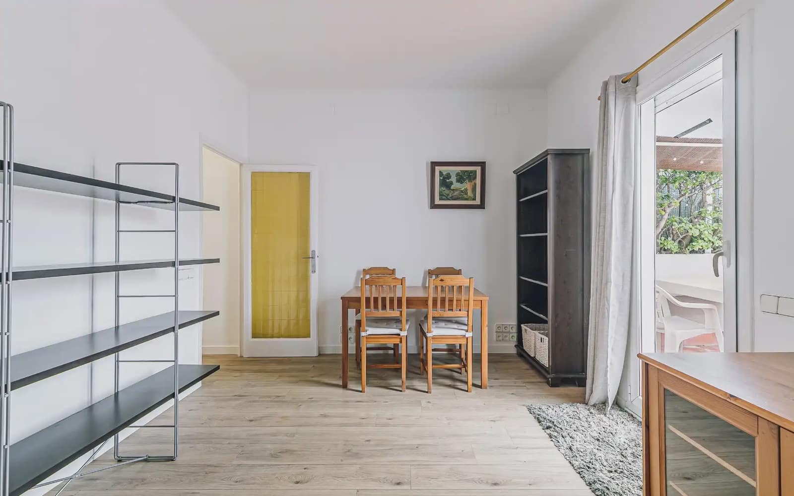 3 bedroom Penthouse for rent in Barcelona city - € 1,253 (Ref: 10135299)