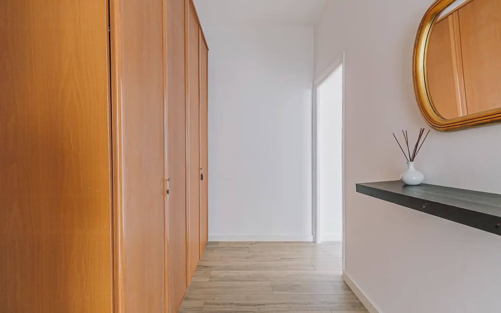 3 bedroom Penthouse for rent in Barcelona city - € 1,253 (Ref: 10135299)