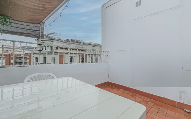 3 Zimmer Penthouse zu vermieten in La Sagrada Família, Barcelona Stadt - 1.253 € (Ref: 10135299)