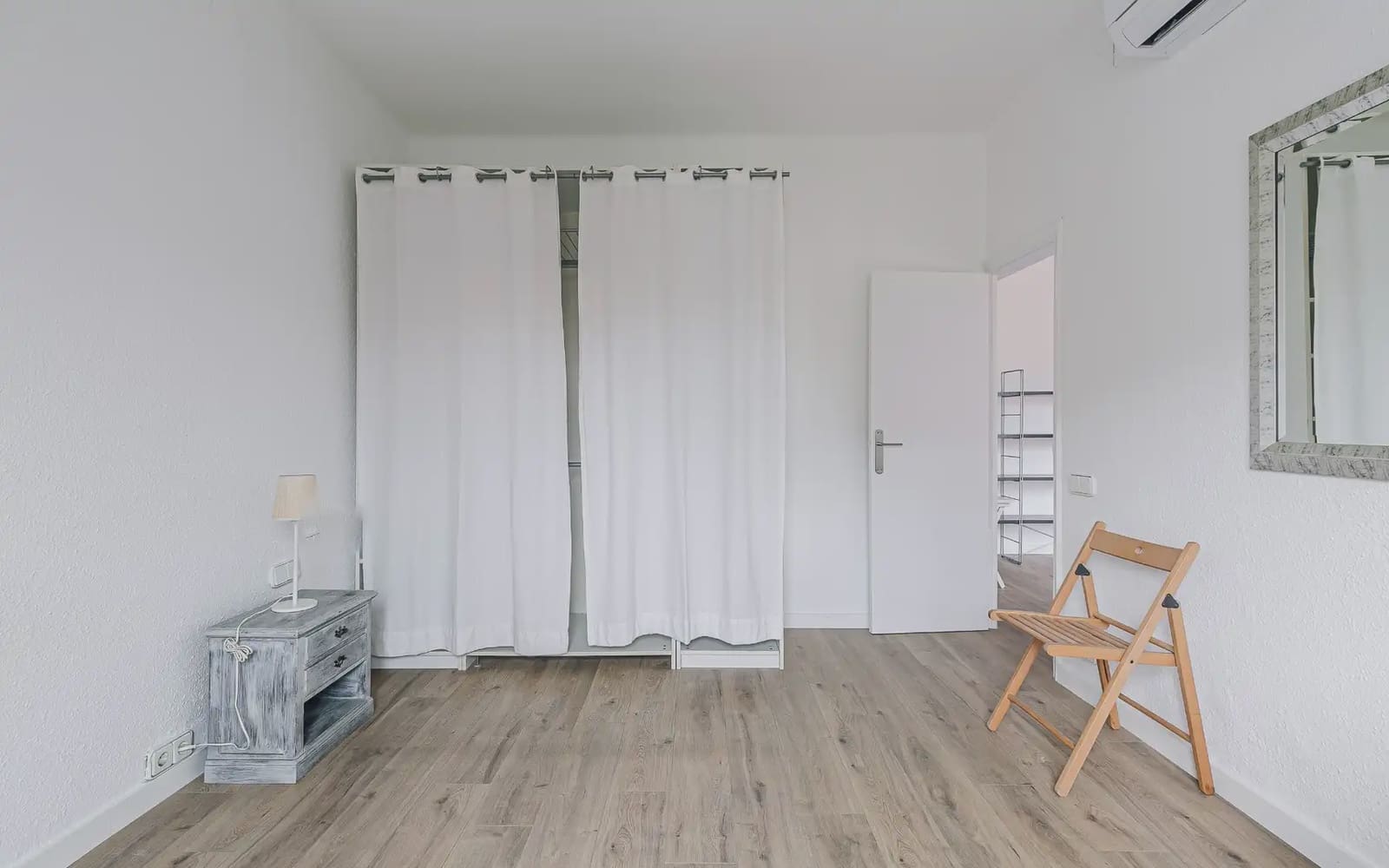 3 bedroom Penthouse for rent in Barcelona city - € 1,253 (Ref: 10135299)