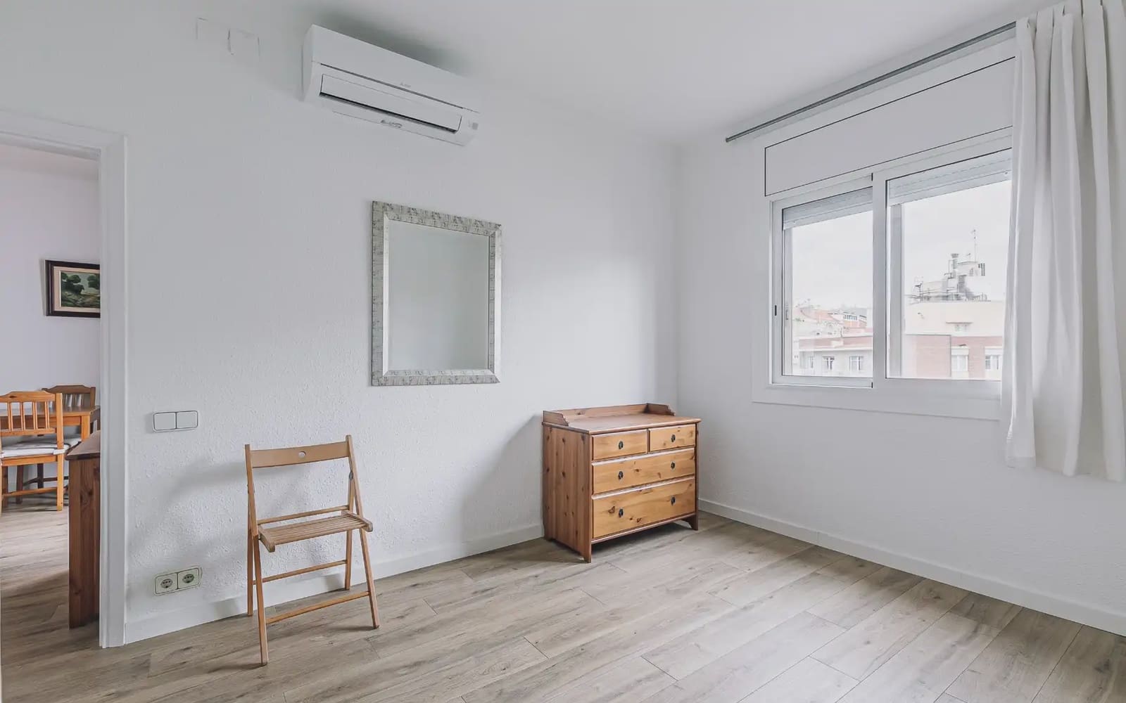 3 bedroom Penthouse for rent in Barcelona city - € 1,253 (Ref: 10135299)