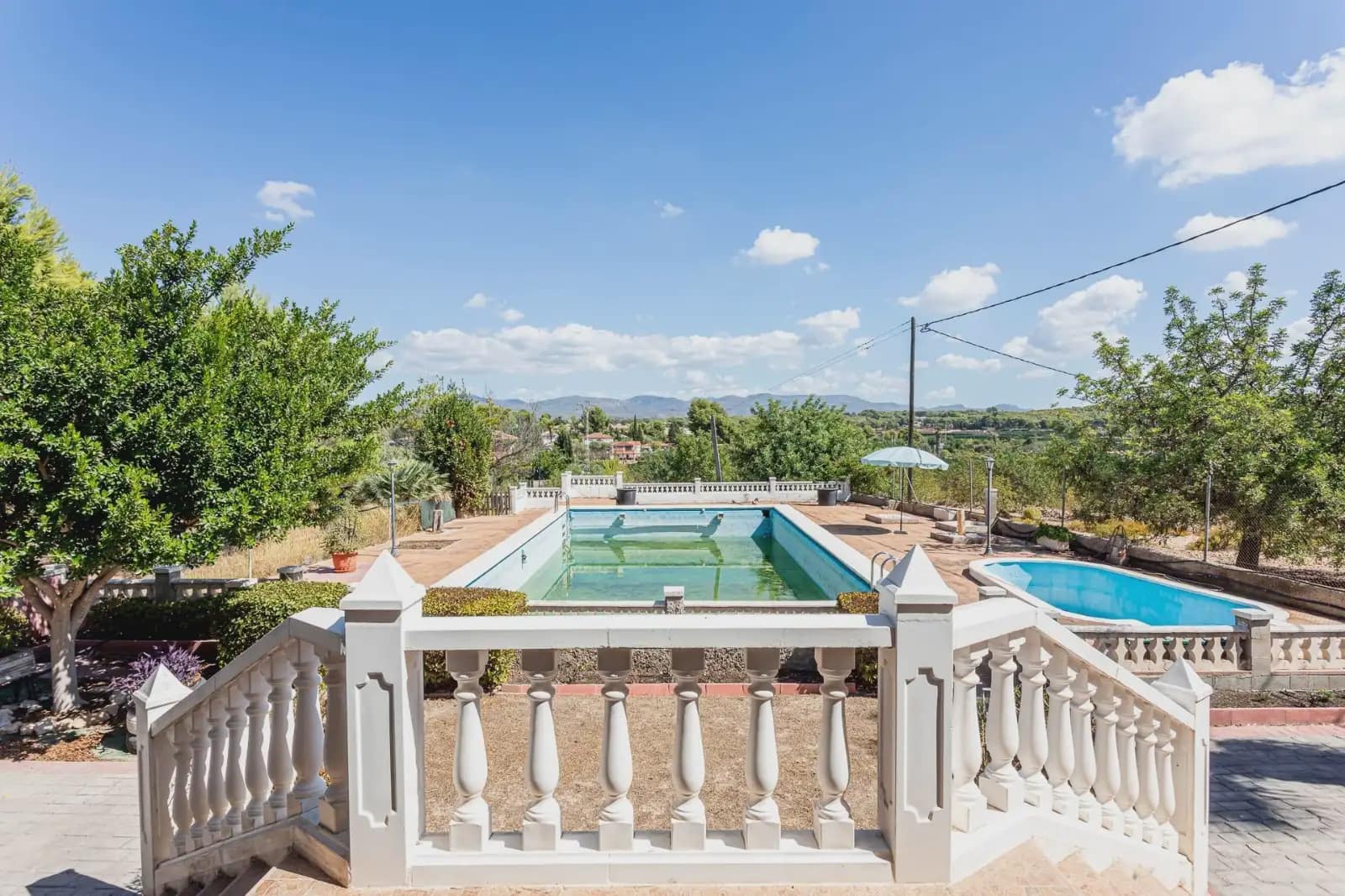 4 slaapkamer Villa te koop in Benisano met zwembad garage - € 345.000 (Ref: 10136444)