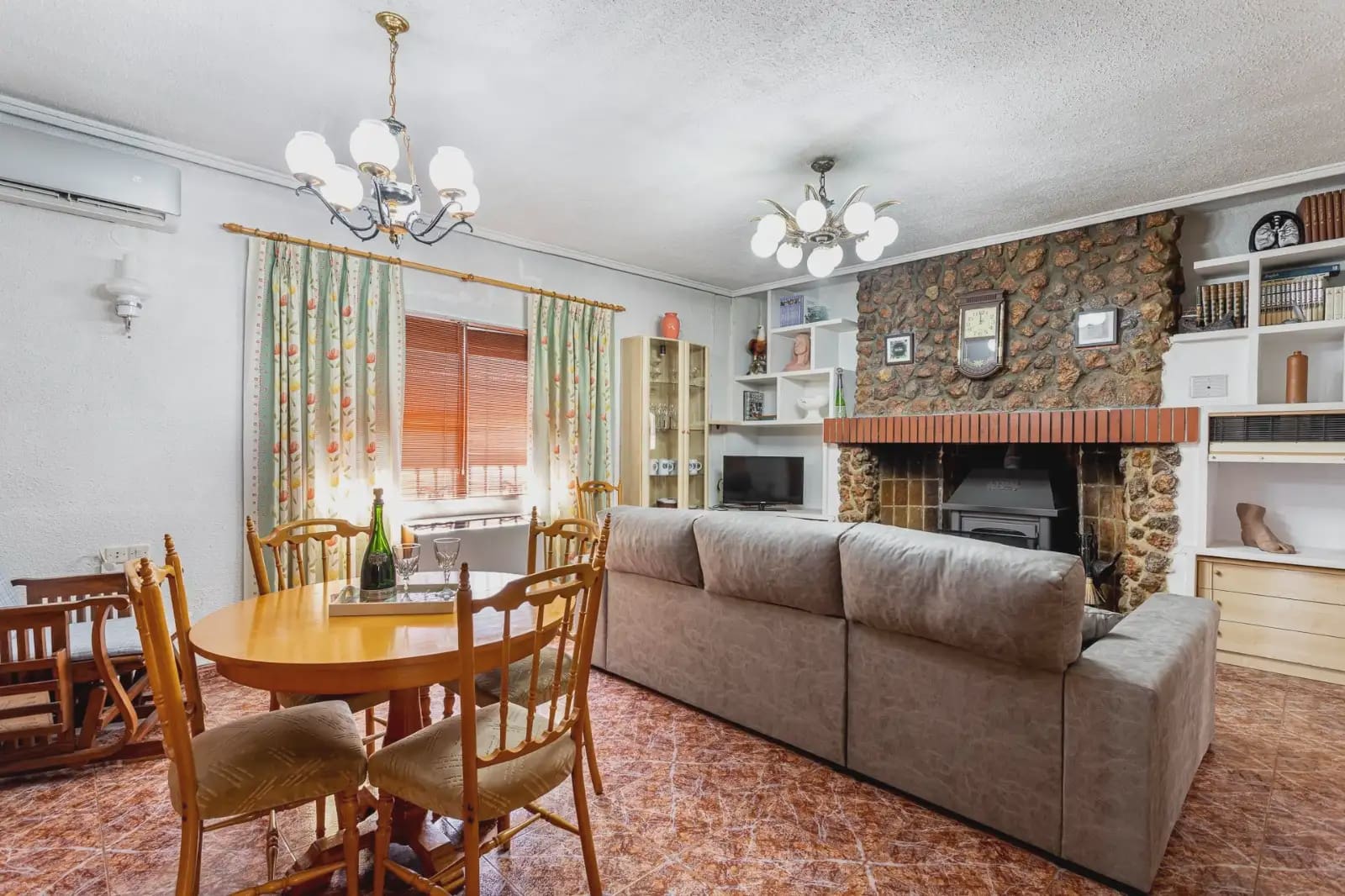 4 slaapkamer Villa te koop in Benisano met zwembad garage - € 345.000 (Ref: 10136444)