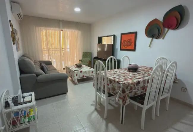 4 bedroom Flat for sale in Torrevieja with garage - € 240,000 (Ref: 10138861)