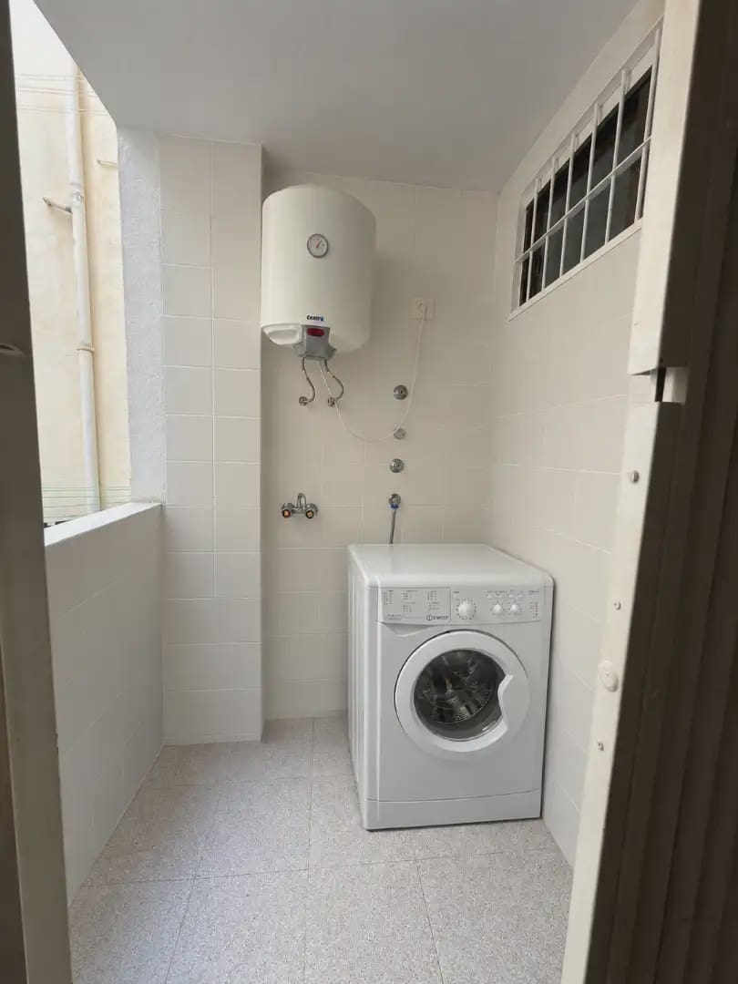 4 bedroom Flat for sale in Torrevieja with garage - € 240,000 (Ref: 10138861)