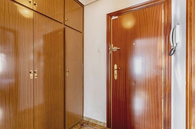 Piso de 2 habitaciones en Aiora, València ciudad en venta - 215.000 € (Ref: 10142683)
