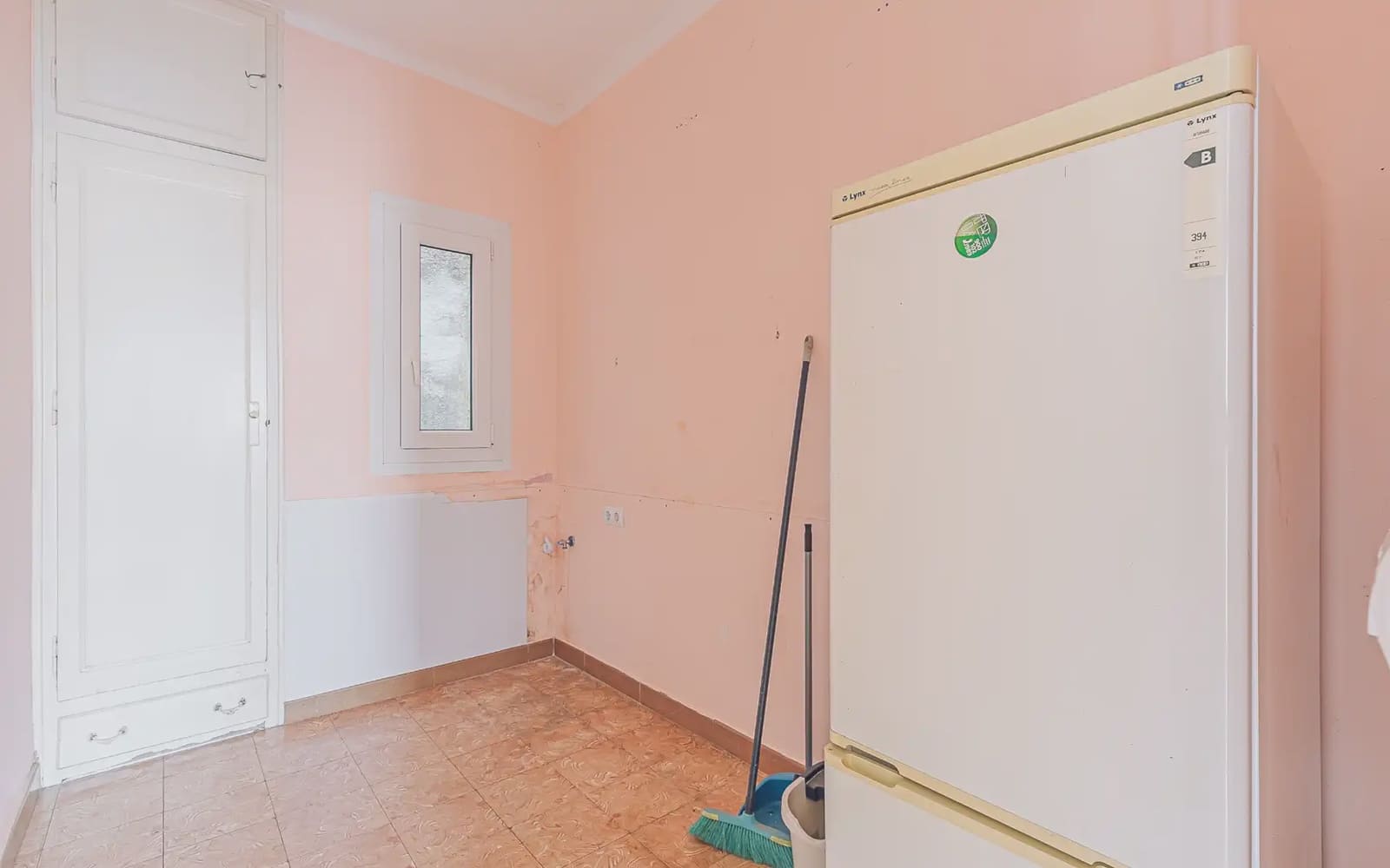 4 bedroom Townhouse for sale in Sant Pere de Torello with garage - € 290,000 (Ref: 10145077)