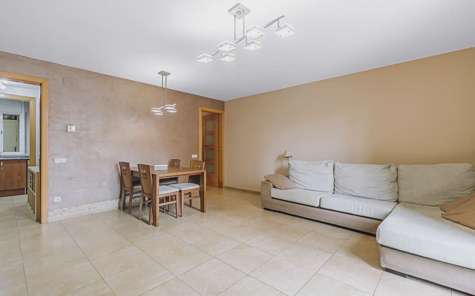 3 soveværelse Lejlighed til salg i Canet de Mar - € 310.000 (Ref: 10147954)