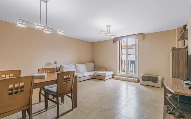 3 soveværelse Lejlighed til salg i Canet de Mar - € 310.000 (Ref: 10147954)