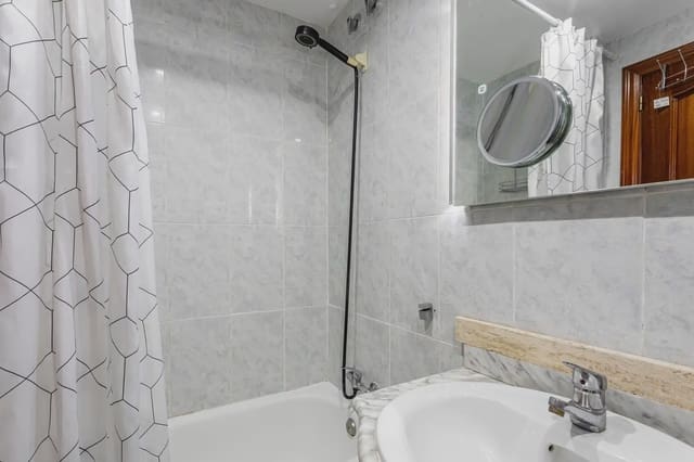 3 sypialnia Mieszkanie na sprzedaż w Vilamarxant / Villamarchante z garażem - 159 000 € (Ref: 10147955)