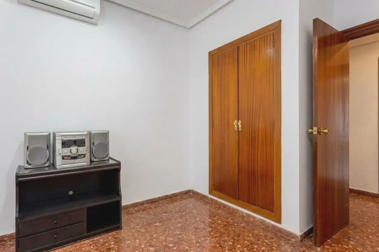 2 soveværelse Lejlighed til salg i Valencia by - € 310.000 (Ref: 10148143)